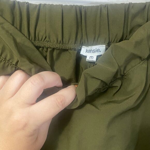 Kensie Olive Green Lightweight Cargo Jogger Pant Pockets Elastic Waist Sz M - Picture 5 of 10